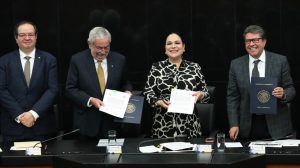 Convenio UNAM-SENADO